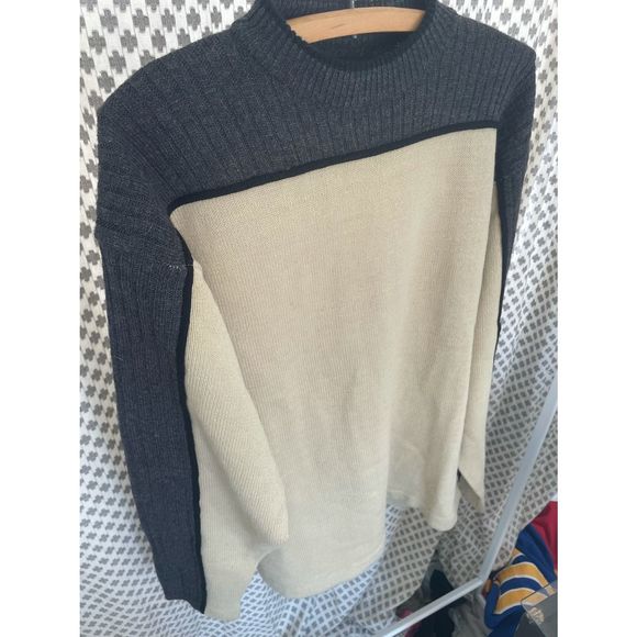 Vintage two tone sweater - Picture 3 of 4